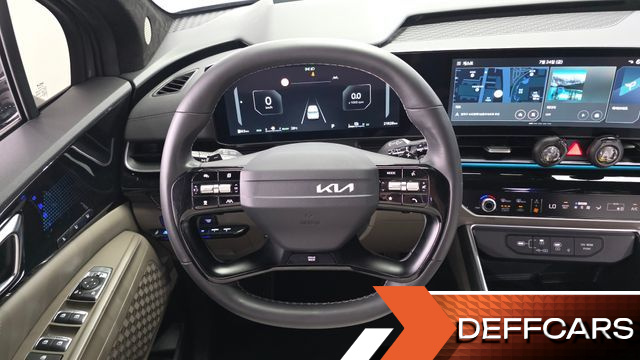Kia CARNIVAL HEV 9-Seater Hi-Limousine (Special vehicle) купить на сайте DeffCars