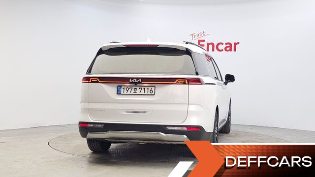 Kia CARNIVAL 9-Seater Signature купить на сайте DeffCars