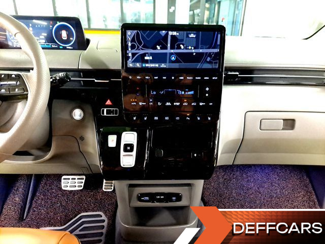 Hyundai STARIA HEV 1.6 Lounge 7-Seater Inspiration купить на сайте DeffCars