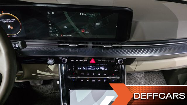 Kia CARNIVAL 9-Seater Hi-Limousine Signature купить на сайте DeffCars