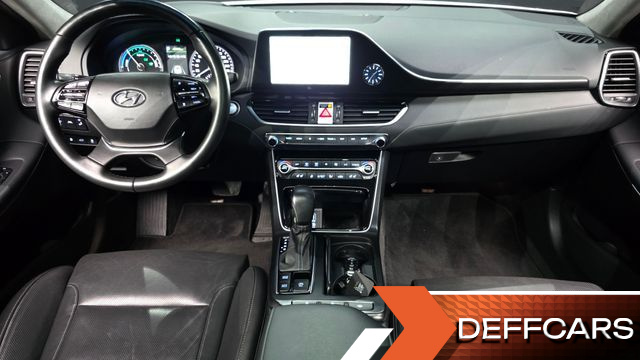 Hyundai GRANDEUR Exclusive Special купить на сайте DeffCars