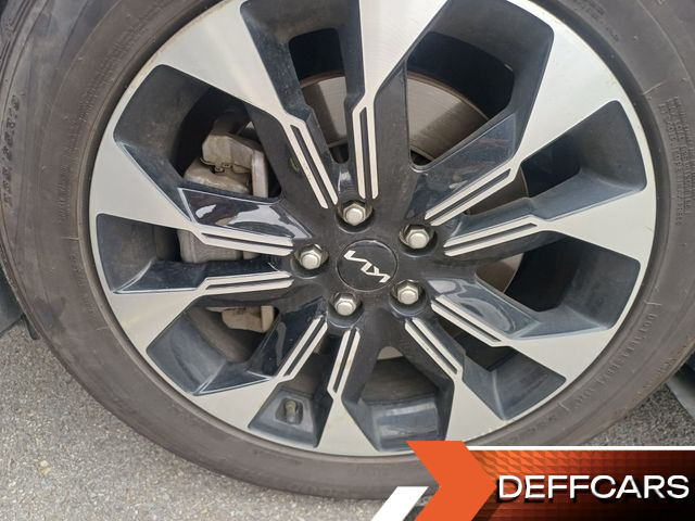 Kia CARNIVAL 9-Seater Noblesse купить на сайте DeffCars