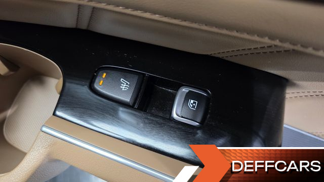 Kia SORENTO Gasoline 2.5T 2WD Signature купить на сайте DeffCars