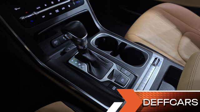 Kia CARNIVAL 11-Seater Prestige купить на сайте DeffCars