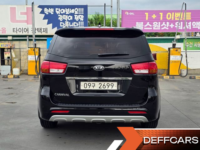 Kia CARNIVAL 9-seater Prestige купить на сайте DeffCars