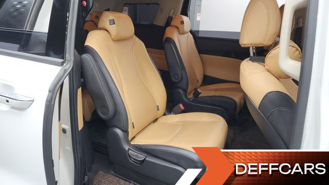 Kia CARNIVAL 9-Seater Noblesse купить на сайте DeffCars