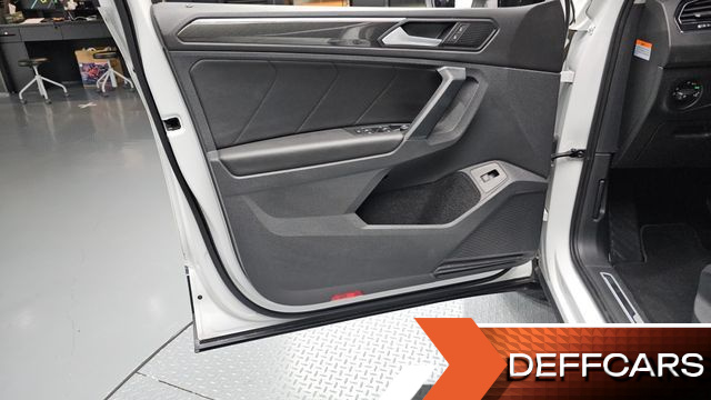 Volkswagen TIGUAN 2.0 TDI Prestige купить на сайте DeffCars
