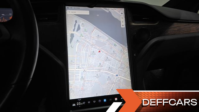 Tesla MODEL X 75D купить на сайте DeffCars