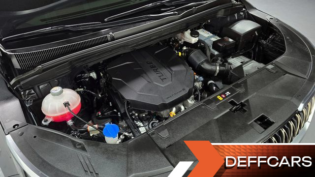 Kia CARNIVAL 9-Seater Noblesse купить на сайте DeffCars