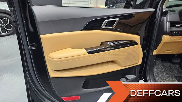 Kia CARNIVAL 9-Seater Noblesse купить на сайте DeffCars