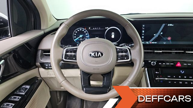 Kia CARNIVAL 9-Seater Noblesse купить на сайте DeffCars