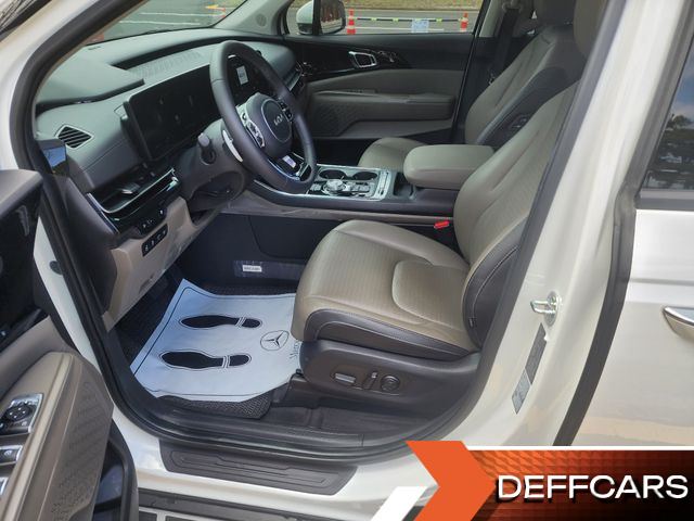 Kia CARNIVAL 7-Seater Signature купить на сайте DeffCars