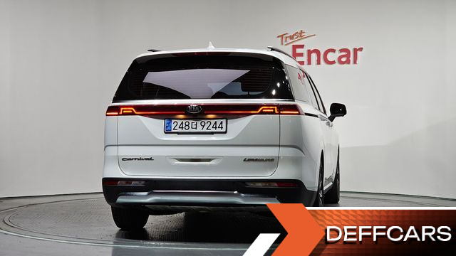 Kia CARNIVAL 7-Seater Signature купить на сайте DeffCars