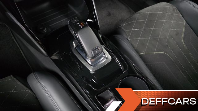 Peugeot 2008 1.5 BlueHDi GT Line купить на сайте DeffCars