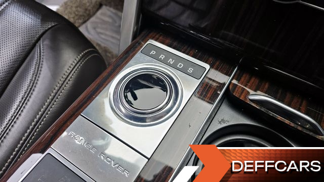 Land Rover RANGE ROVER 4.4 SDV8 Vogue SE DIESEL купить на сайте DeffCars