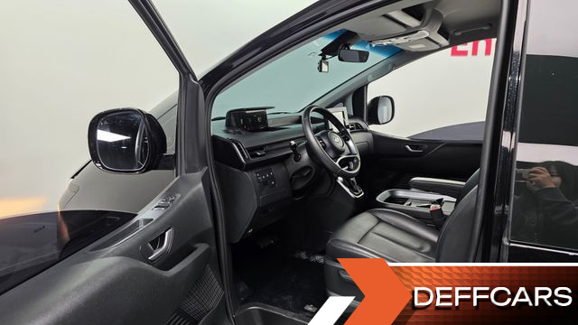 Hyundai STARIA Cargo 5-Seater Modern купить на сайте DeffCars