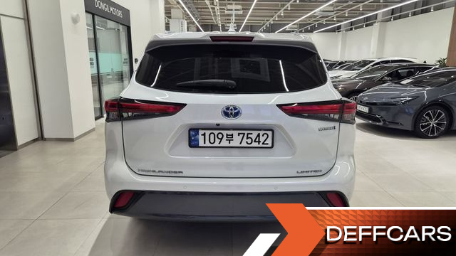 Toyota HIGHLANDER 2.5 4WD Limited купить на сайте DeffCars