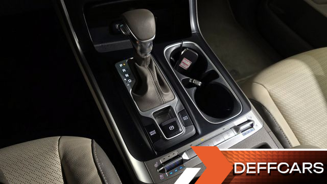 Kia CARNIVAL 9-Seater Prestige купить на сайте DeffCars