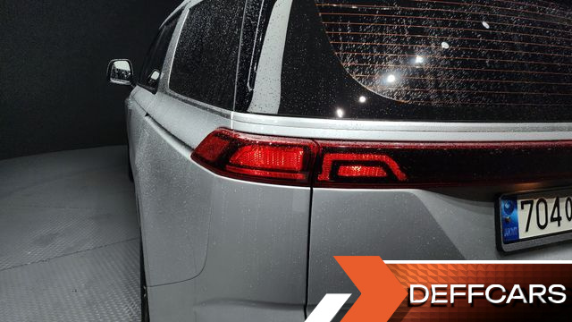 Kia CARNIVAL Gasoline 11-Seater Prestige купить на сайте DeffCars