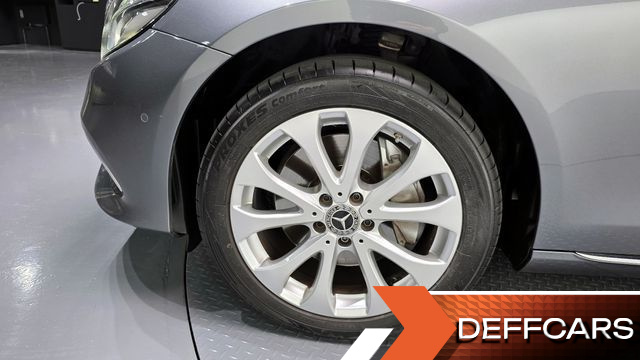 Mercedes E-CLASS E300 4MATIC Exclusive купить на сайте DeffCars