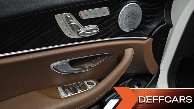 Mercedes E-CLASS E300 4MATIC Avnatgarde купить на сайте DeffCars