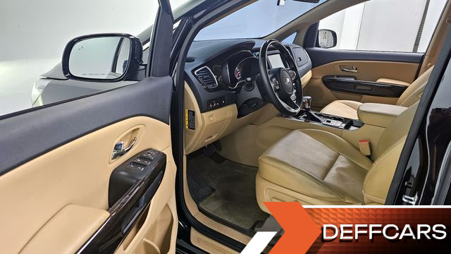 Kia CARNIVAL 9-Seater Prstige купить на сайте DeffCars