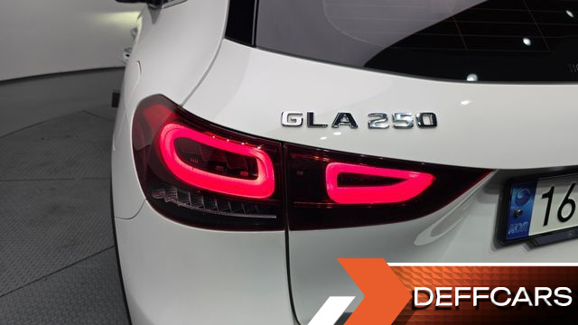 Mercedes GLA-CLASS GLA250 4MATIC купить на сайте DeffCars