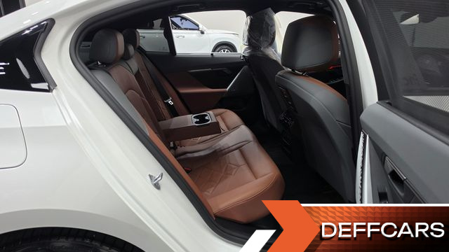 BMW 5-SERIES 530i xDrive M Sport купить на сайте DeffCars