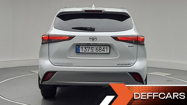 Toyota HIGHLANDER 2.5 4WD Platimum купить на сайте DeffCars