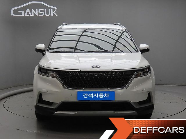 Kia CARNIVAL 9-Seater Prestige купить на сайте DeffCars