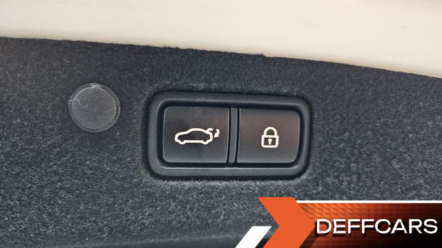 Hyundai GRANDEUR Le Blanc купить на сайте DeffCars