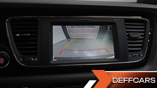Kia CARNIVAL 9-Seater Prstige купить на сайте DeffCars