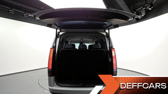 Hyundai STARIA L3.5 Lounge 7-Seater Inspiration купить на сайте DeffCars