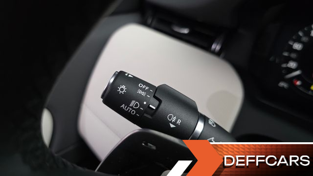 Land Rover DISCOVERY SPORT P250 Dynamic SE купить на сайте DeffCars