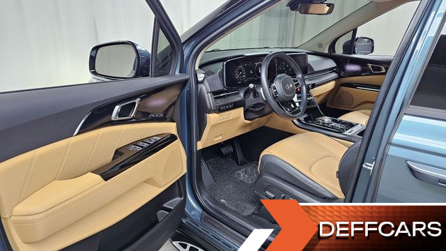 Kia CARNIVAL 9-Seater Signature купить на сайте DeffCars