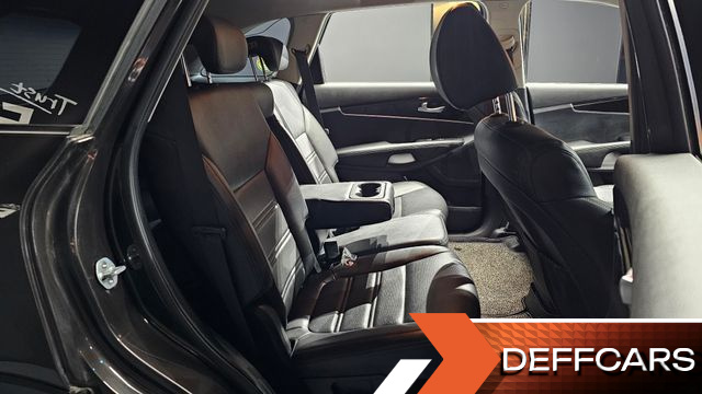 Kia SORENTO Diesel 2.2 2WD No.1 Edition купить на сайте DeffCars