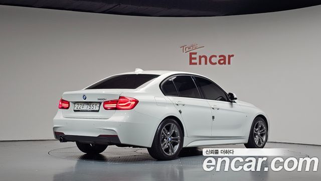 BMW 3-SERIES 320i M Sport купить на сайте DeffCars