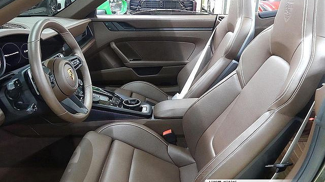 Porsche 911 Carrera 4 GTS Cabriolet купить на сайте DeffCars