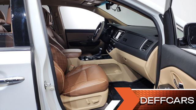Kia CARNIVAL 9-Seater Noblesse купить на сайте DeffCars
