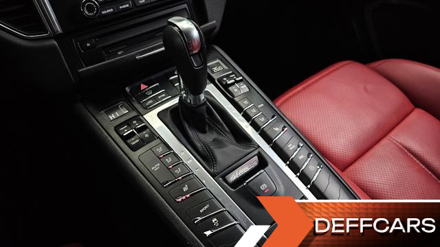 Porsche MACAN 2.0 95B купить на сайте DeffCars