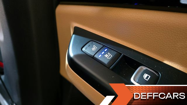 Kia CARNIVAL 9-Seater Prestige купить на сайте DeffCars