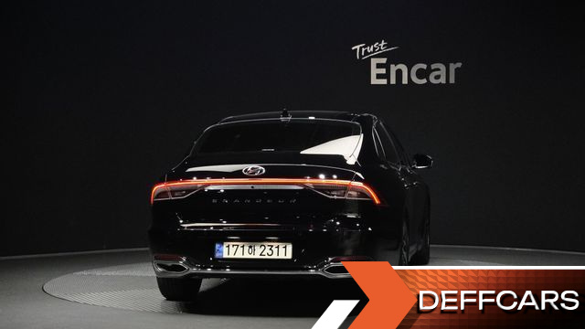 Hyundai GRANDEUR Le Blanc купить на сайте DeffCars