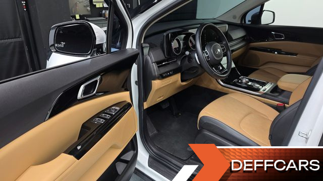Kia CARNIVAL 9-Seater Noblesse купить на сайте DeffCars