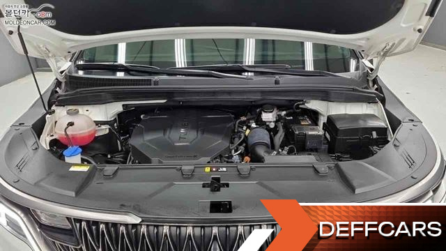 Kia CARNIVAL Diesel 9-Seater Signature купить на сайте DeffCars