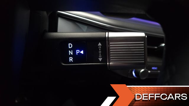 Hyundai GRANDEUR Premium купить на сайте DeffCars