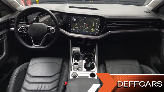 Volkswagen TOUAREG 3.0 TDI Premium купить на сайте DeffCars