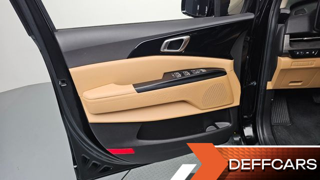 Kia CARNIVAL 9-Seater Prestige купить на сайте DeffCars