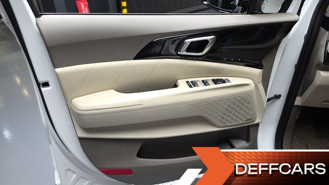 Kia CARNIVAL HEV 7-Seater X Line купить на сайте DeffCars