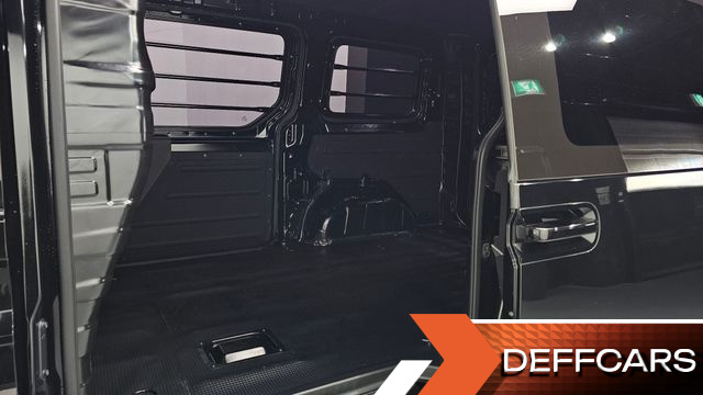 Hyundai STARIA Cargo 3-Seater Modern купить на сайте DeffCars