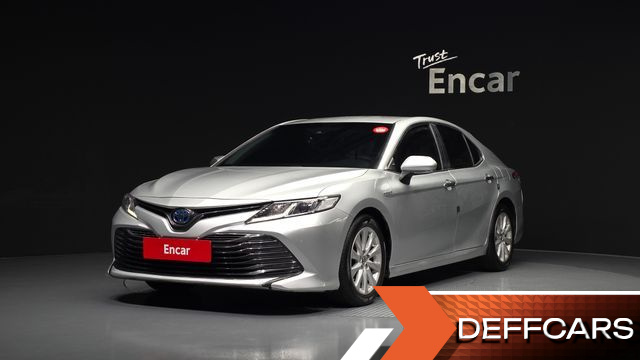 Toyota CAMRY 2.5 LE Hybrid купить на сайте DeffCars